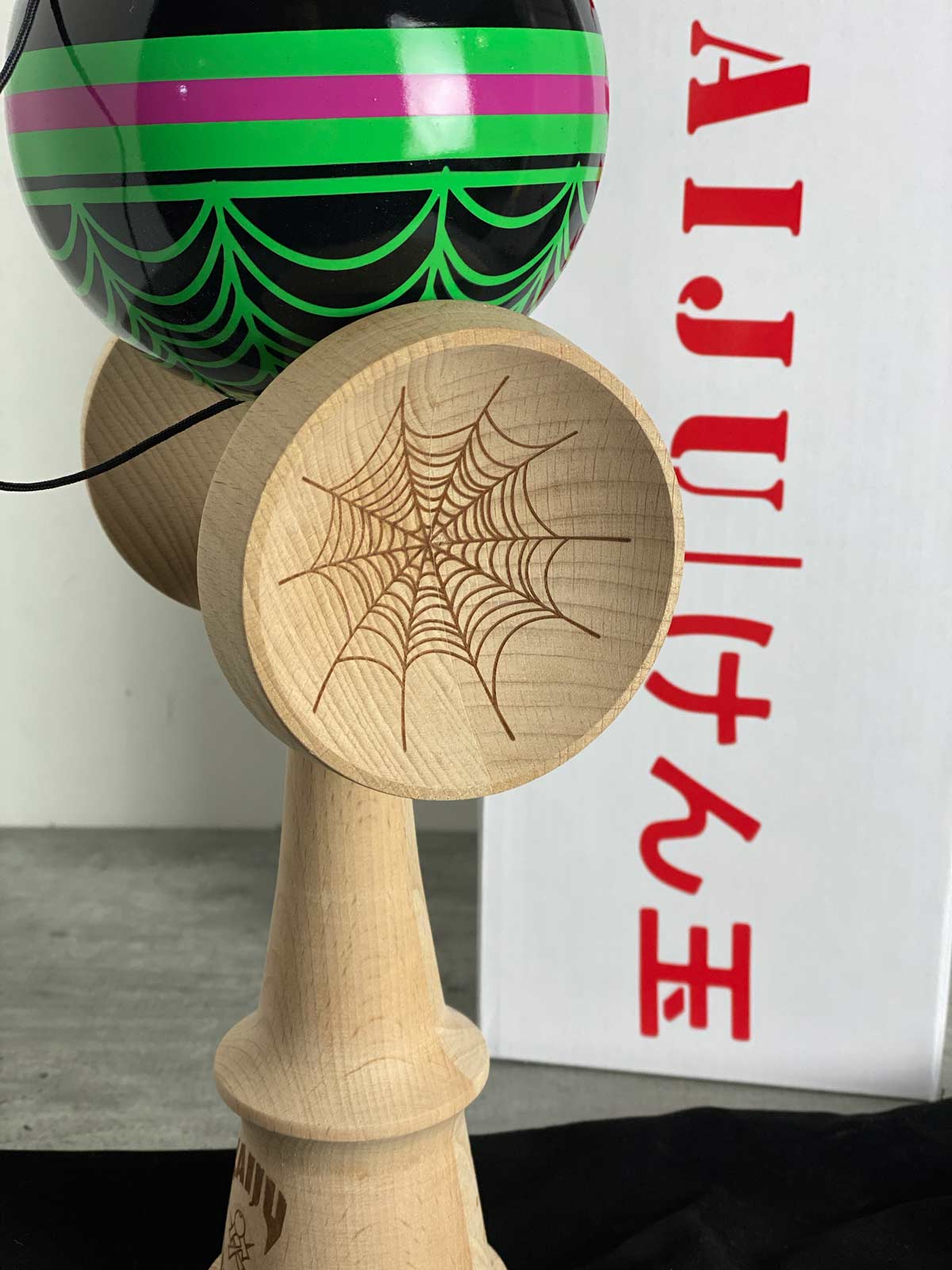 Sweets Kendamas FR - Kaiju XXL 